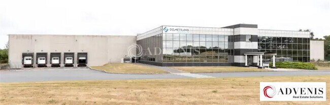 Plus de détails pour Industriel/Logistique à louer