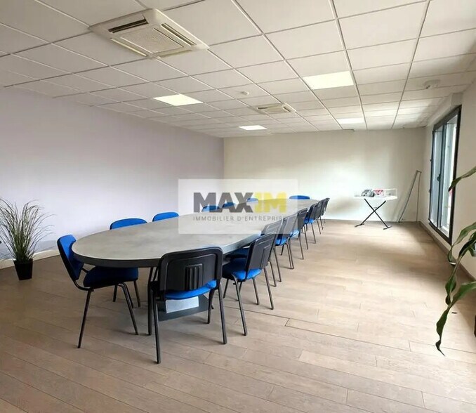 45 Avenue Du Drapeau, Dijon à louer - Photo de l’immeuble – Image 3 sur 6