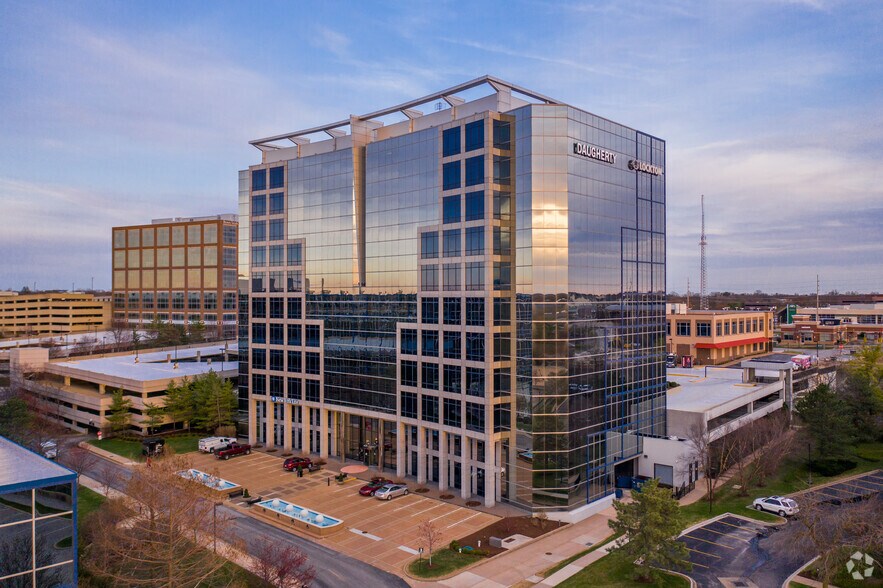 3 Cityplace Dr, Creve Coeur, MO à louer - Photo de l’immeuble – Image 1 sur 5