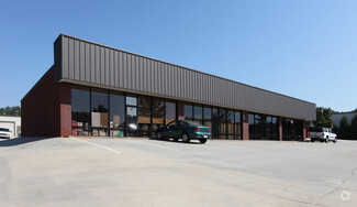 Plus de détails pour 81-95 Pine Grove Rd, Locust Grove, GA - Local d'activités à louer
