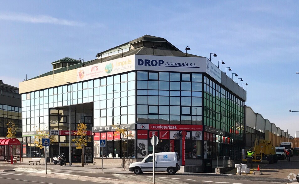 Avenida San Pablo, 28, Coslada, Madrid à vendre - Photo de l’immeuble – Image 3 sur 5