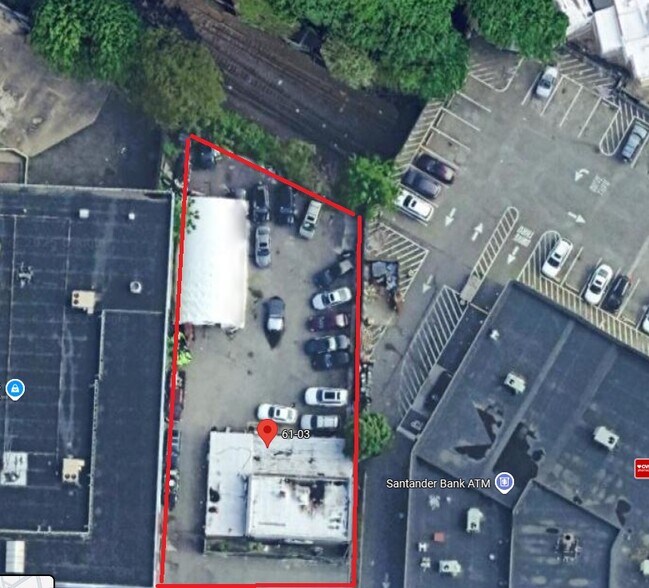 6103 Metropolitan Ave, Flushing, NY à louer - Photo de l’immeuble – Image 2 sur 8