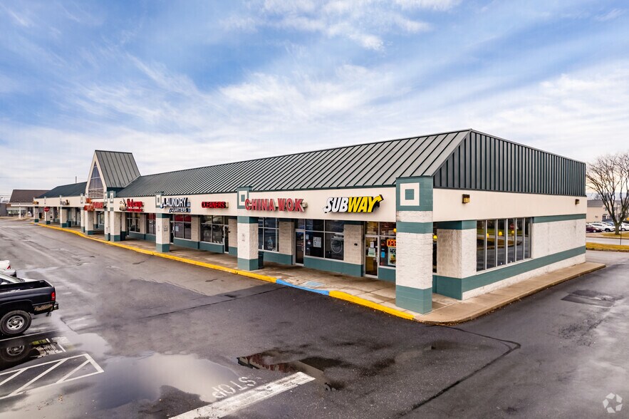 975 Wayne Ave, Chambersburg, PA à louer - Photo principale – Image 2 sur 15