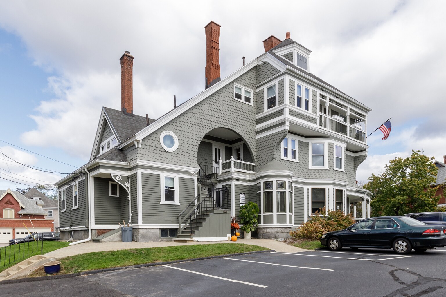 84 Bay St, Manchester, NH à louer Photo principale– Image 1 sur 46