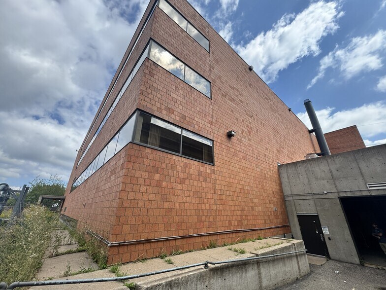 1246 University Ave W, Saint Paul, MN à vendre - Photo de l’immeuble – Image 2 sur 18