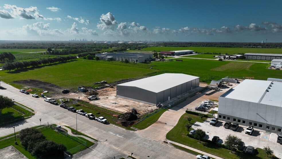 900 W Jade Ave, Port Arthur, TX à louer - Aérien – Image 2 sur 8