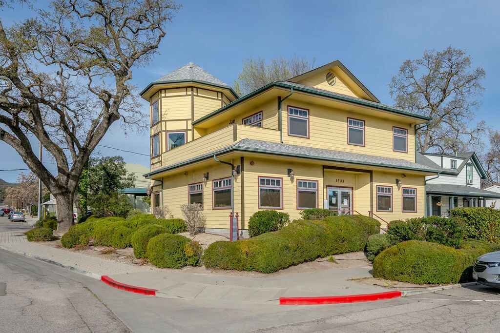 1503 Park St, Paso Robles, CA à louer Photo principale– Image 1 sur 16