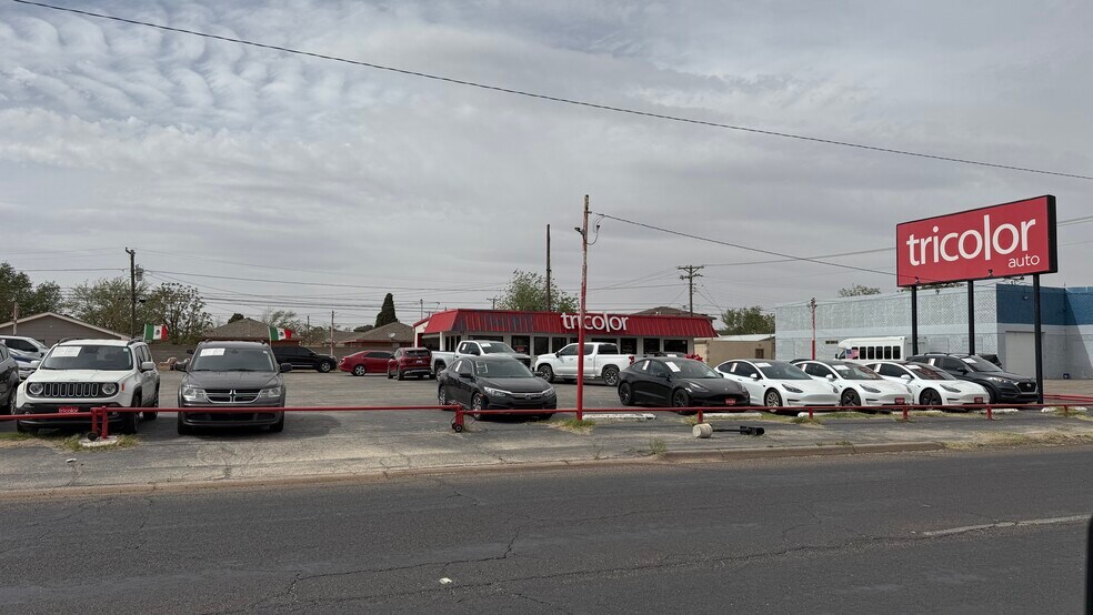 2800 W Wall St, Midland, TX à vendre - Photo de l’immeuble – Image 2 sur 9