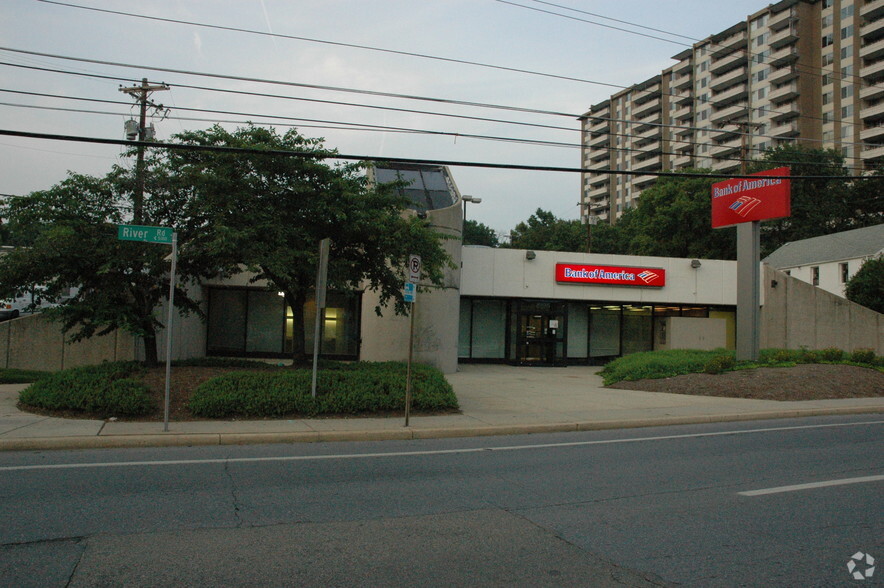 5135 River Rd, Bethesda, MD à louer - Photo de l’immeuble – Image 2 sur 4