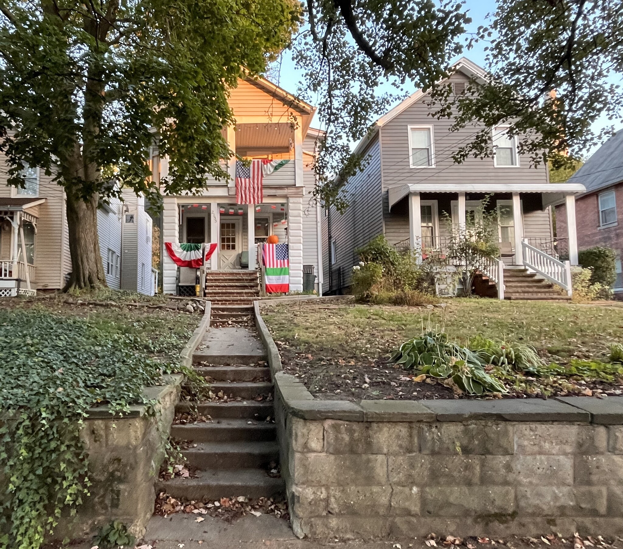 2155 Murray Hill Rd, Cleveland, OH à vendre Photo principale– Image 1 sur 15