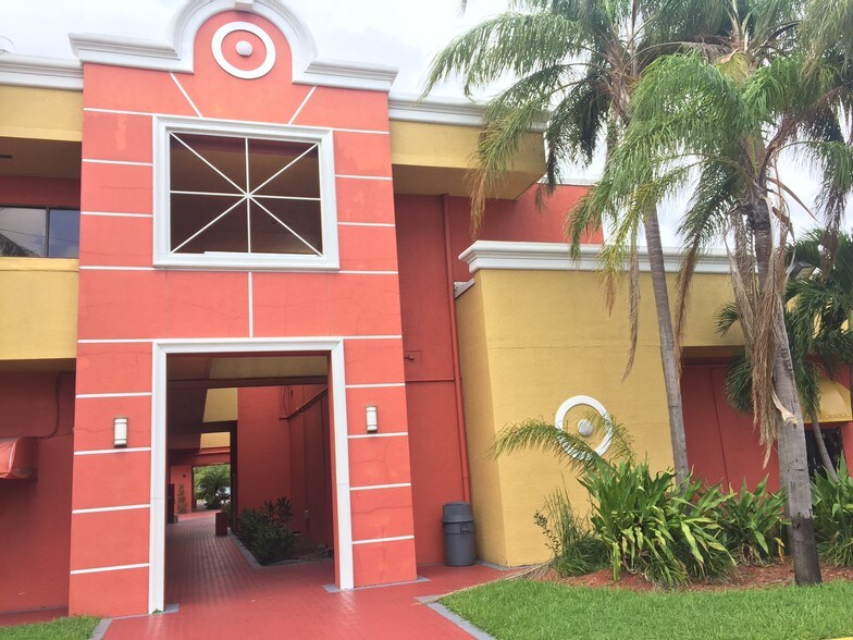 3801 N University Dr, Sunrise, FL à louer - Autre – Image 2 sur 6