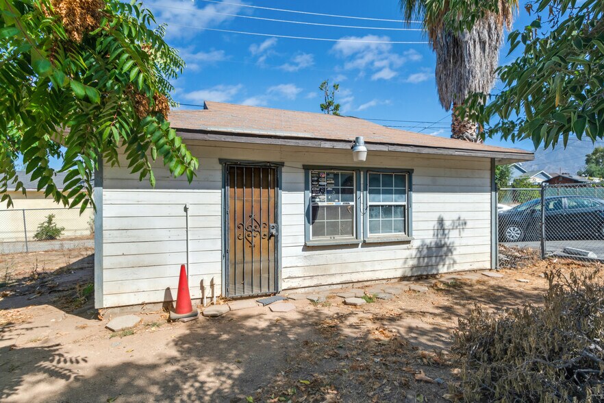 35222-35232 Yucaipa Blvd, Yucaipa, CA à vendre - Photo de l’immeuble – Image 2 sur 12