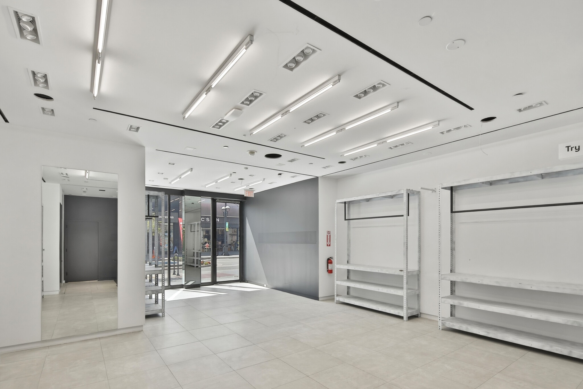 1451-1457 3rd Street Promenade, Santa Monica, CA à louer Photo intérieure– Image 1 sur 8