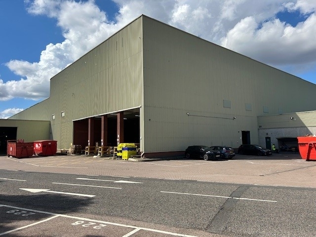 Fenton Way, Basildon à louer - Photo de l’immeuble – Image 3 sur 3