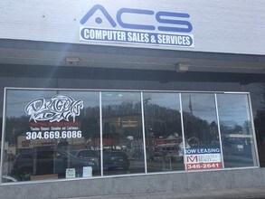 7 Harman Ctr, Grafton, WV à louer Autre– Image 1 sur 3