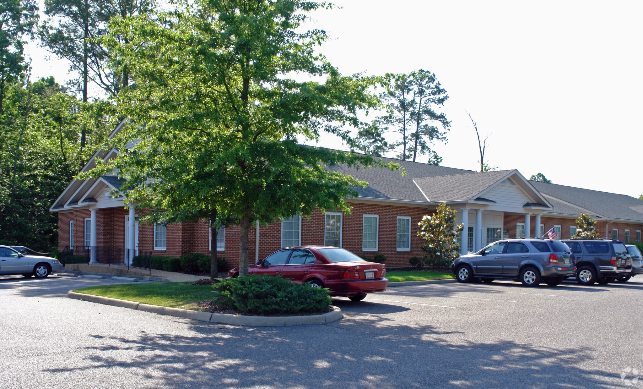 704 Thimble Shoals Blvd, Newport News, VA à vendre Photo principale– Image 1 sur 6