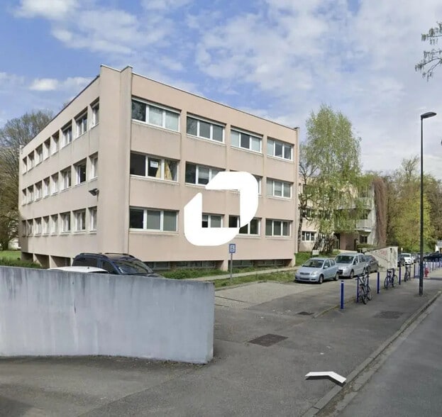 7 Rue Du Tour De L'Eau, SAINT-MARTIN-D'HERES à louer - Photo de l’immeuble – Image 2 sur 8