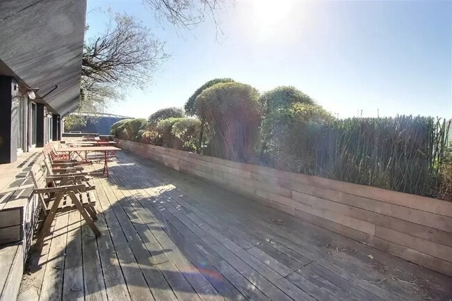 Plus de détails pour 32 Rue De Paradis, Paris - Coworking à louer
