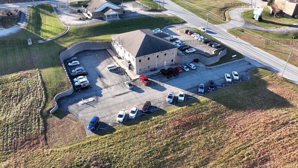 575 Blues Lake Pkwy, Rolla, MO à vendre - Photo de l’immeuble – Image 3 sur 28