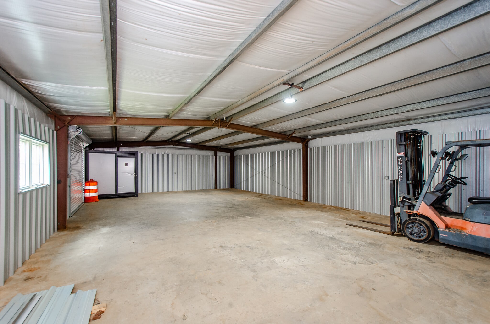 100 Candler St, Villa Rica, GA à vendre Photo intérieure– Image 1 sur 4