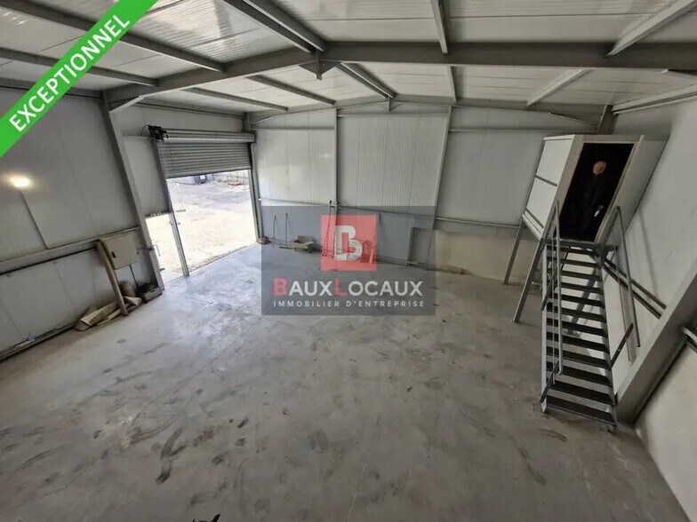 Local d’activités dans Martigues à louer - Photo intérieure – Image 2 sur 9