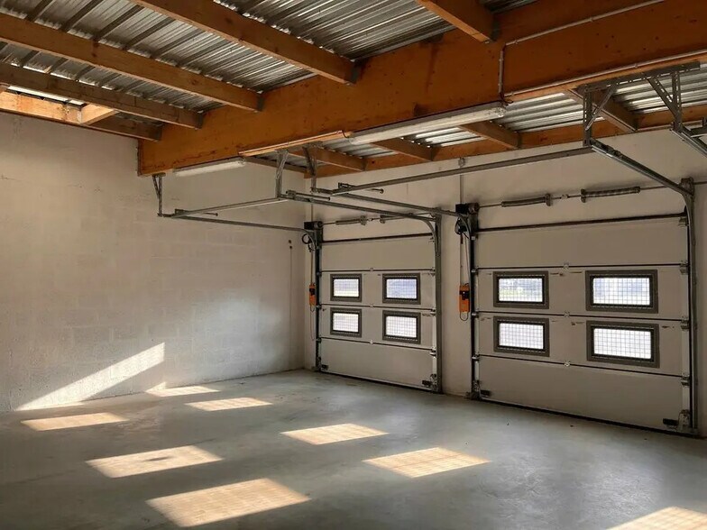 Bureau dans Auray à louer - Photo intérieure – Image 3 sur 5