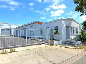 820 E Ortega St, Santa Barbara, CA à louer Photo de l’immeuble– Image 2 sur 19