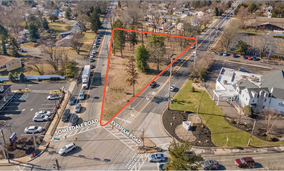 1011 E Evesham Rd, Voorhees, NJ à vendre - Photo de l’immeuble – Image 2 sur 5