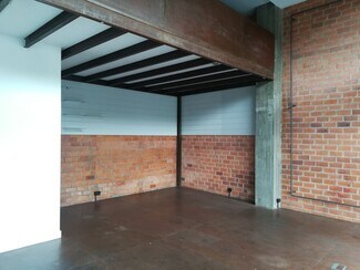 Plus de détails pour Rúa Marina Nieto Álvarez, 16, A Coruña - Local commercial à vendre