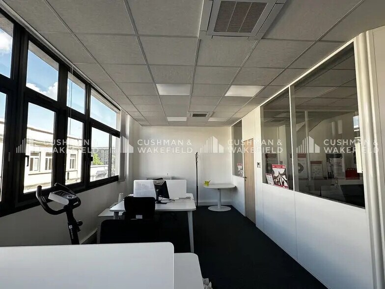 Bureau dans Strasbourg à louer - Photo intérieure – Image 3 sur 9