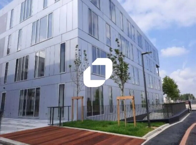 Bureau dans Loos à louer - Photo de l’immeuble – Image 1 sur 5