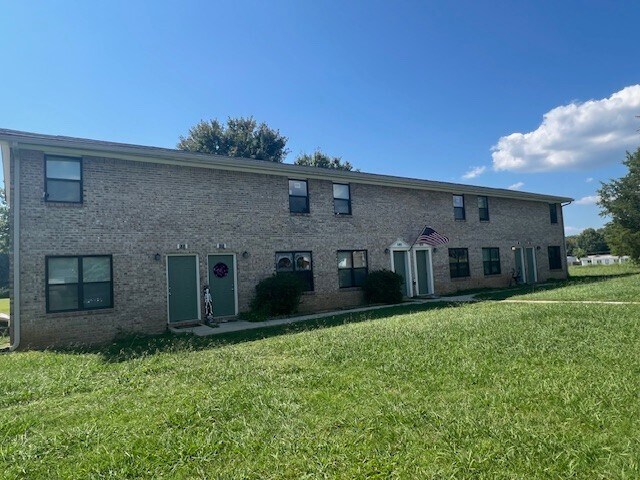 112 Garden St, Estill Springs, TN à vendre Photo principale– Image 1 sur 6