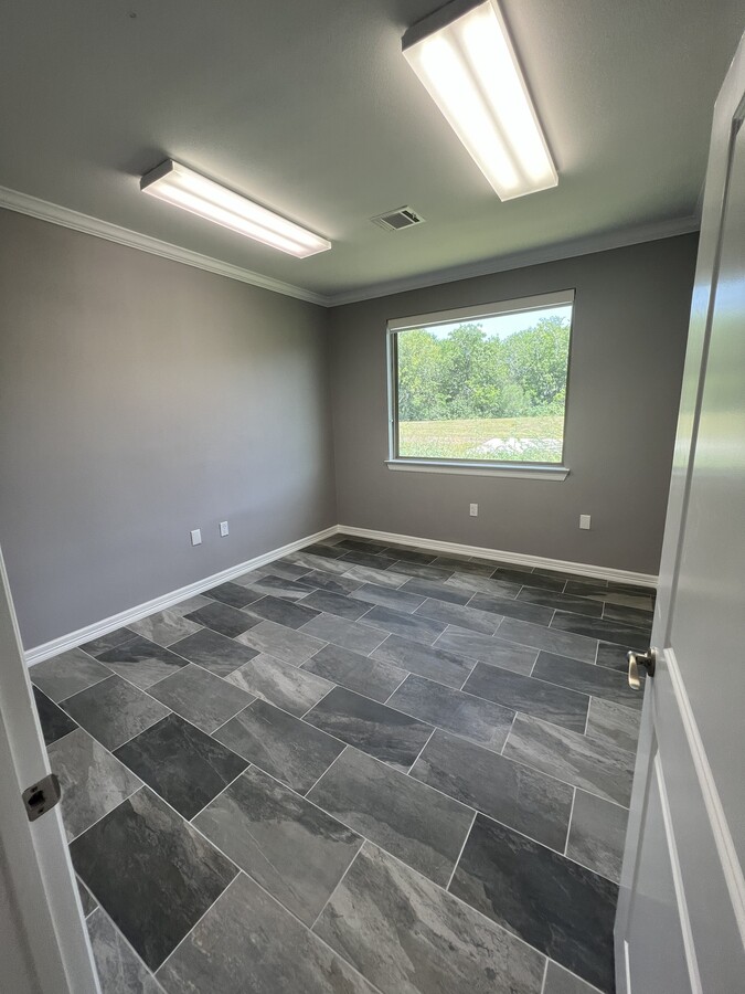 2743 Smith Ranch Rd, Pearland, TX 77584 - Lot 1301 - - Photo intérieure - Image 2 of 6