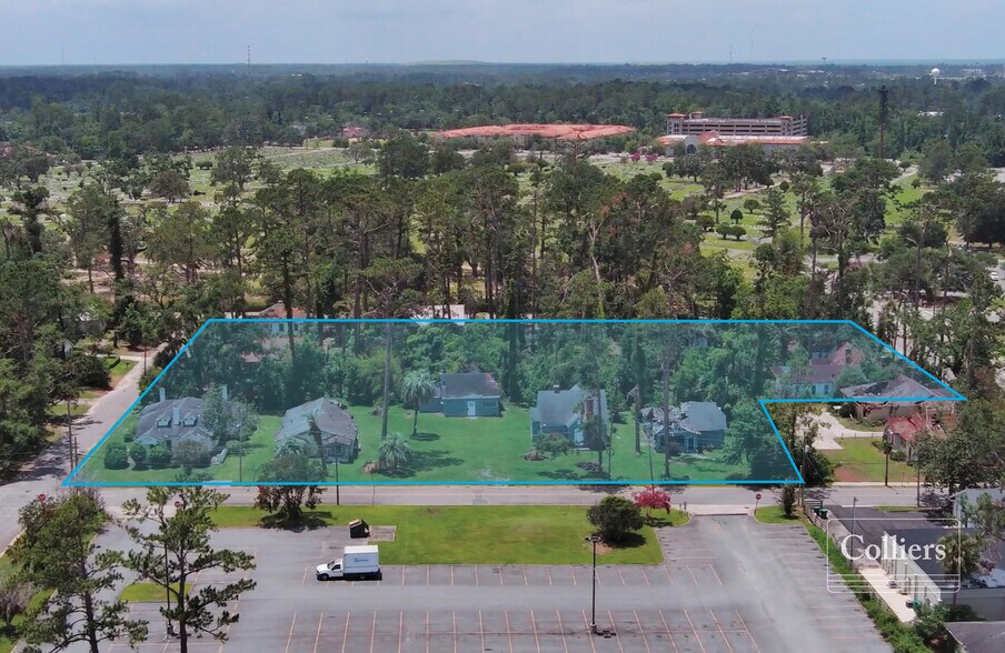 205 W Brookwood Dr, Valdosta, GA à vendre - Photo principale – Image 1 sur 6