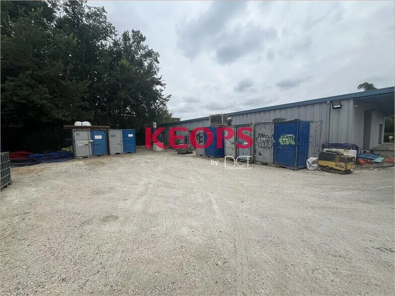 Local d’activités dans Toulouse à louer - Photo de la construction – Image 3 sur 9