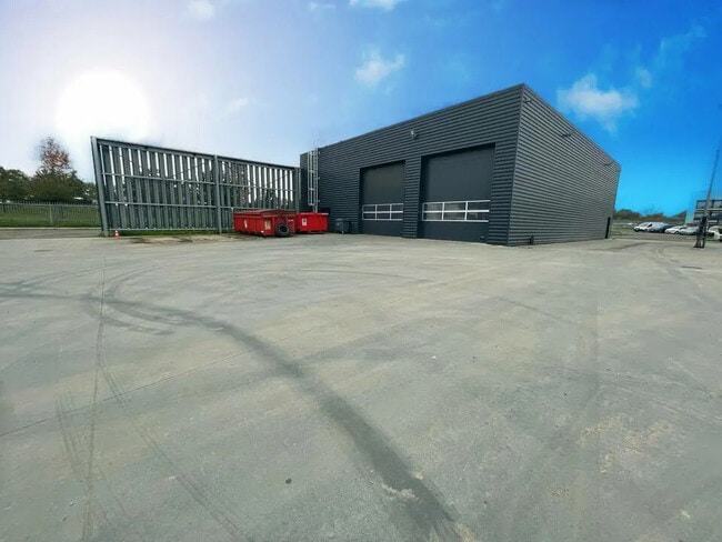 Plus de détails pour Industriel/Logistique à louer