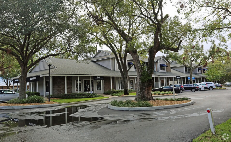 3525 W Lake Mary Blvd, Lake Mary, FL à louer - Photo principale – Image 2 sur 7