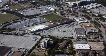 8100-8236 Kirby Dr, Houston, TX - VUE AÉRIENNE  vue de carte - Image1