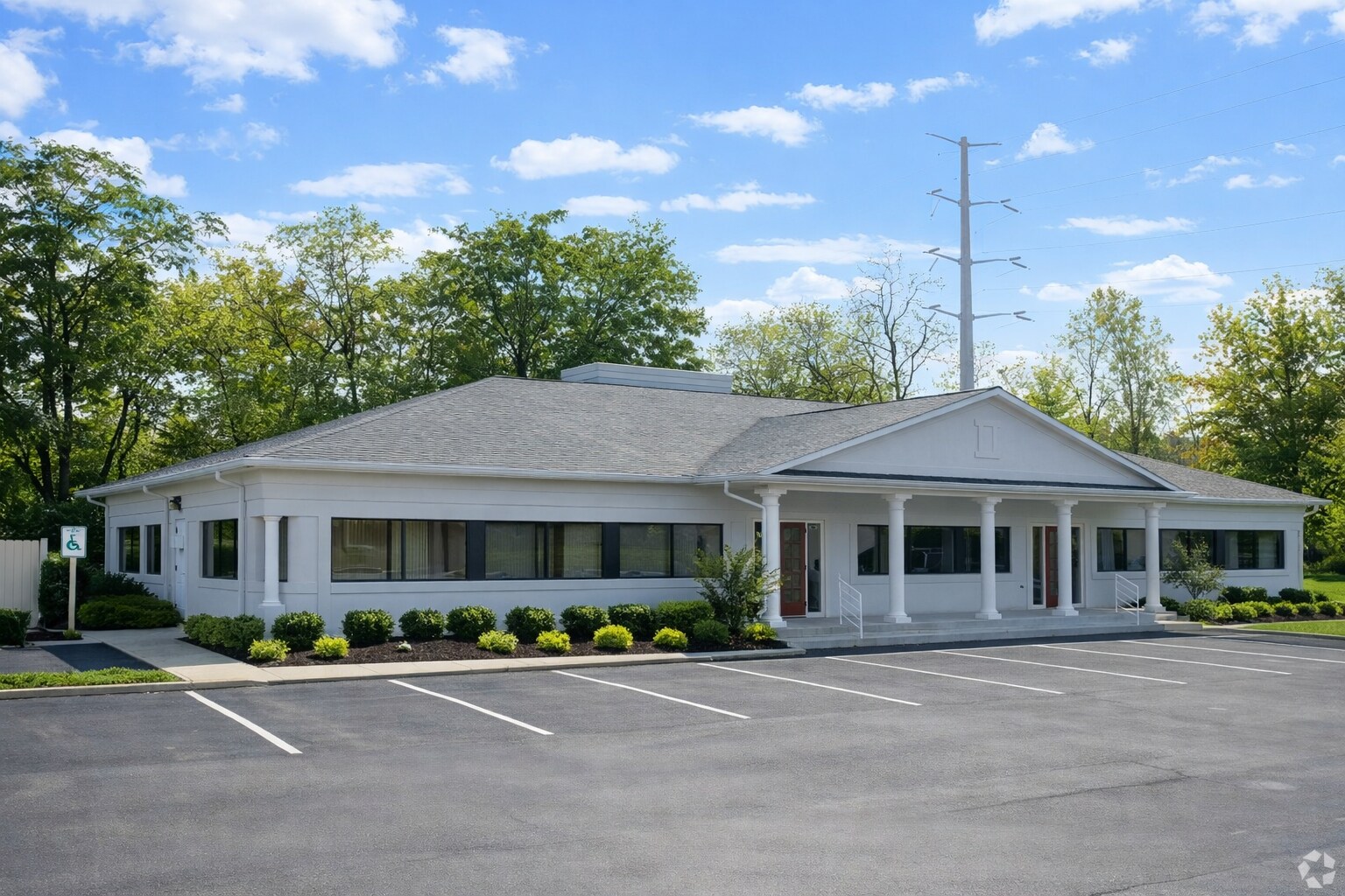 6711 Monroe St, Sylvania, OH à louer Photo de l’immeuble– Image 1 sur 9