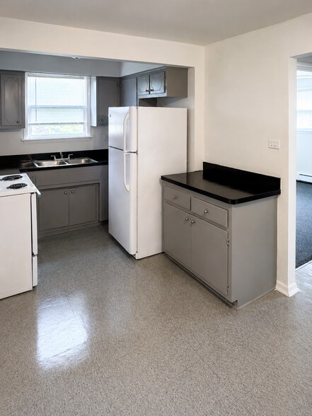 1025-1049 W Vermont St, Calumet Park, IL à vendre - Photo de l’immeuble – Image 3 sur 38
