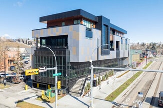 Plus de détails pour 65 Edmonton Trl NE, Calgary, AB - Local commercial à vendre