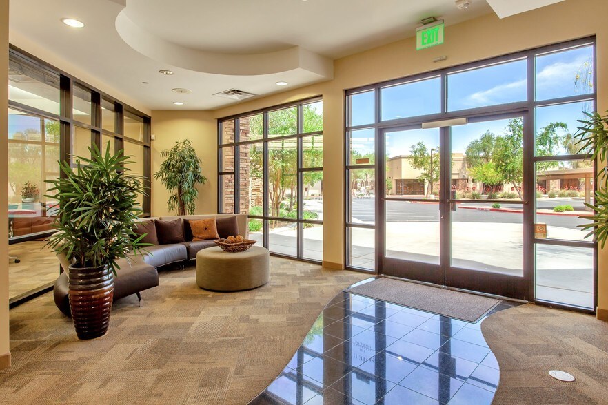 8155 E Indian Bend Rd, Scottsdale, AZ à louer - Autre – Image 2 sur 51