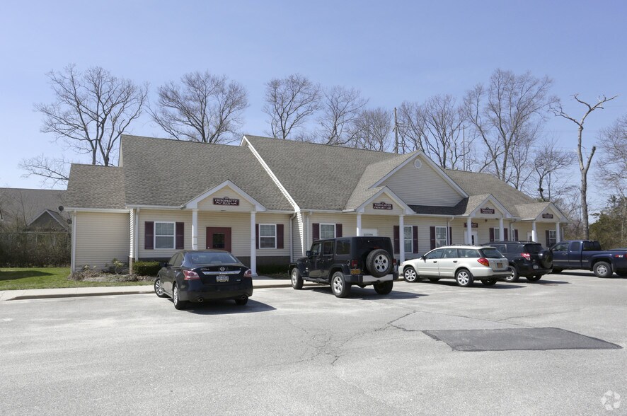 5970-5976 Route 25A, Wading River, NY à louer - Photo principale – Image 1 sur 24