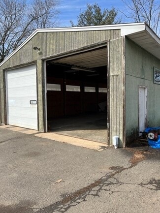 Plus de détails pour 96 Fair St, Meriden, CT - Industriel/Logistique à louer