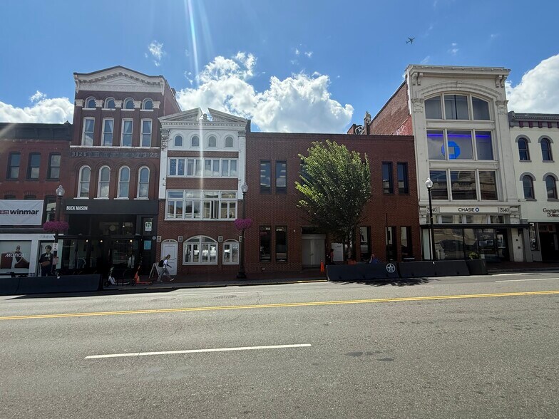 3130-3132 M St, Washington, DC à vendre - Photo de l’immeuble – Image 2 sur 5