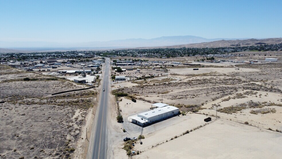 1537 Kern St, Taft, CA à vendre - Photo de l’immeuble – Image 3 sur 19