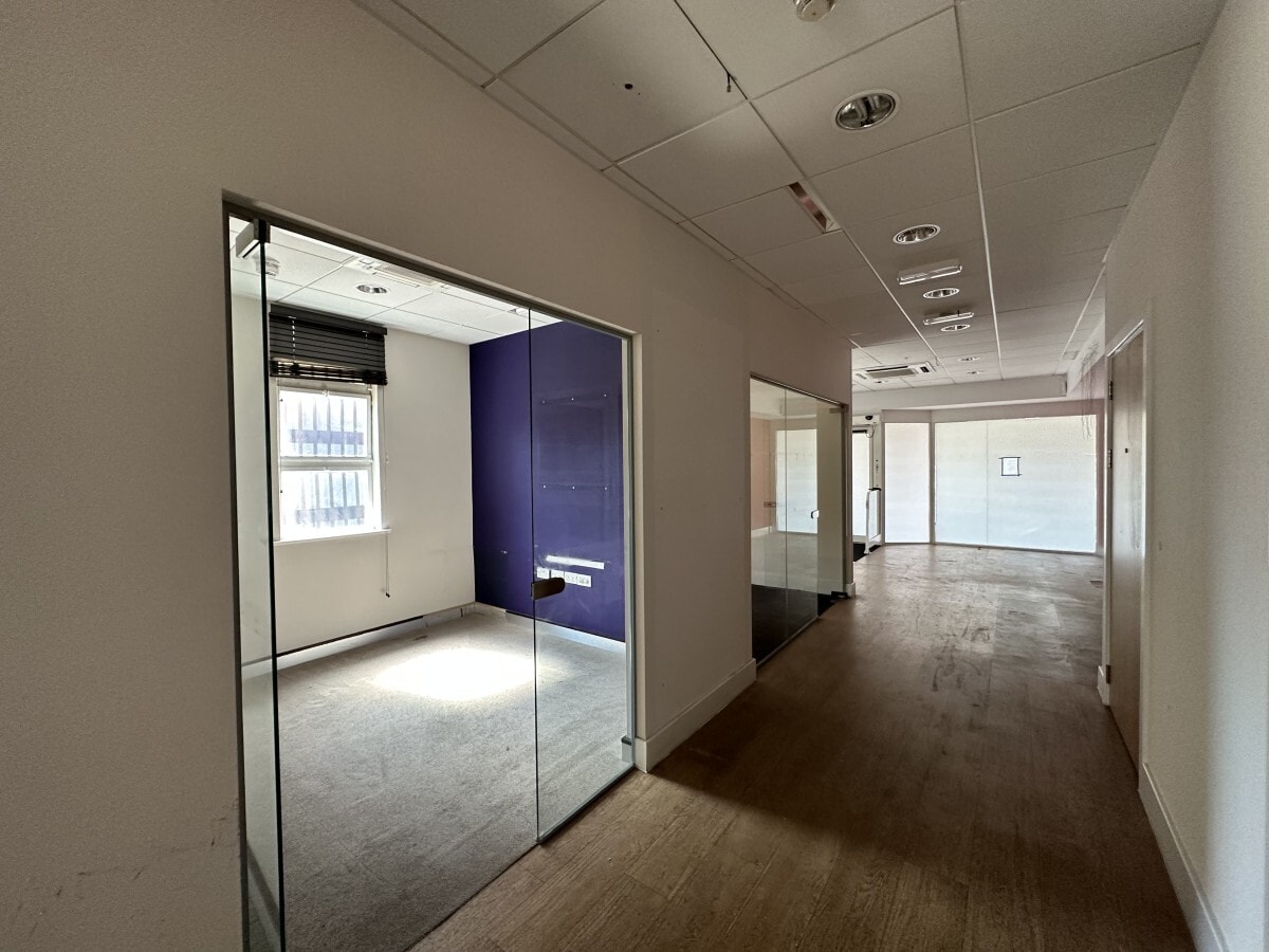 104-116 Front St, Arnold à louer Photo intérieure– Image 1 sur 7