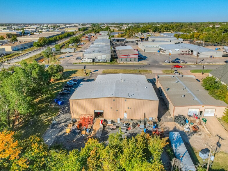 520 N Meridian Ave, Oklahoma City, OK à louer - Photo de l’immeuble – Image 3 sur 20