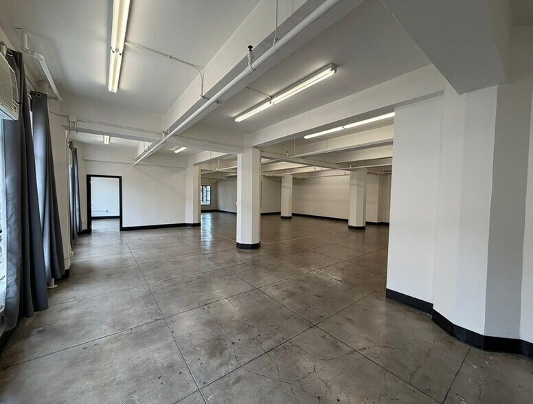 814-818 S Broadway, Los Angeles, CA à louer - Photo intérieure – Image 3 sur 24