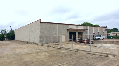 4304 N Beltwood Pky, Farmers Branch, TX à louer Photo de l’immeuble– Image 1 sur 1